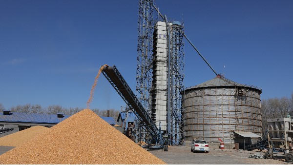 烘糧1萬噸成本僅24萬，秸稈打捆直燃熱風爐為農(nóng)戶增收